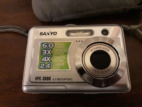 An Awesome Combo of PC Related Items AND A Camera (PLEASE READ DESCRIPTION)