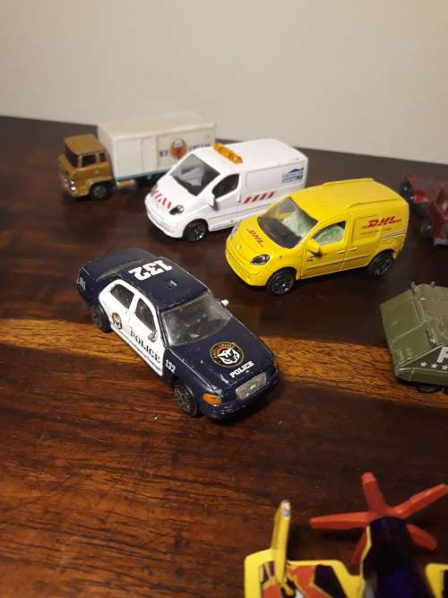 A Stunning Lot of Die Cast Cars - Incl. Some Hot Wheels!