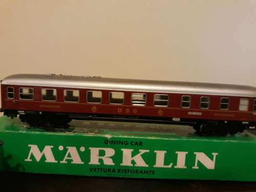 Marklin Original Train Set with Extra Carts!