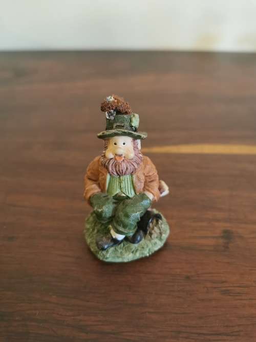 An Adorable Lot of Figurines - See Pics!