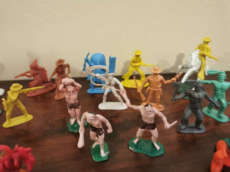 Some Highly Collectable and Vintage Figurines in  One Lot