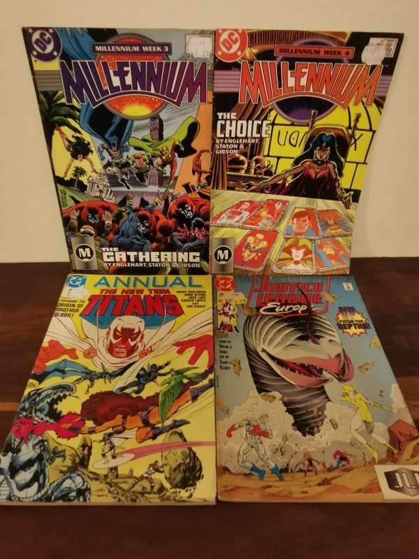 Vintage DC Comic Collection from the 90`s