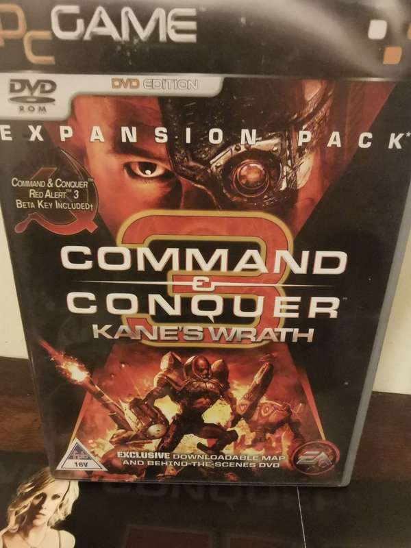 Command and Conquer 3 Combo with Poster and Booklet