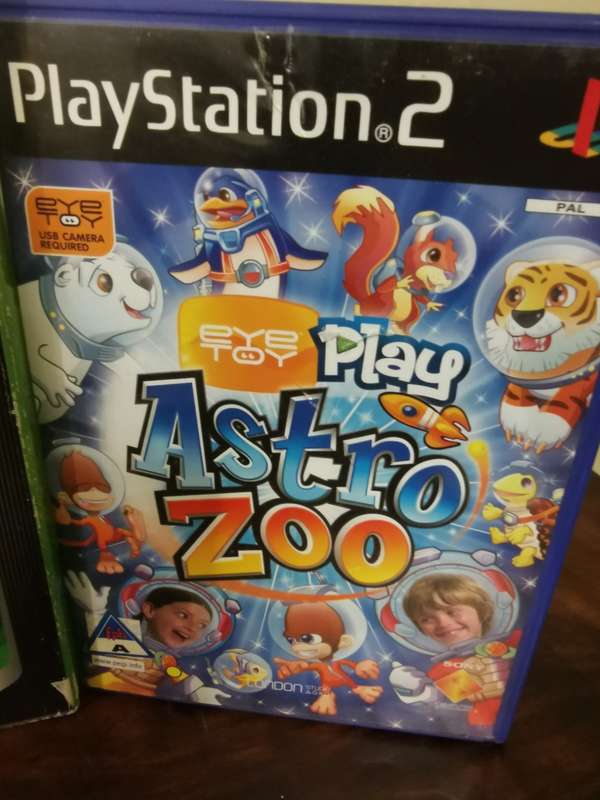 Eye Toy Combo for PlayStation 2 Including 6 games all with Booklets