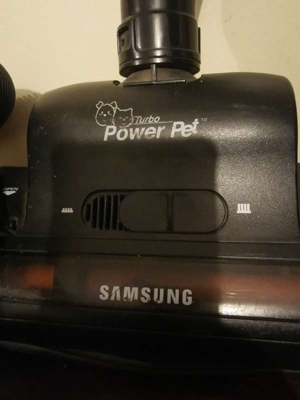 Samsung 2000W Star Dust Vacuum Cleaner - Complete