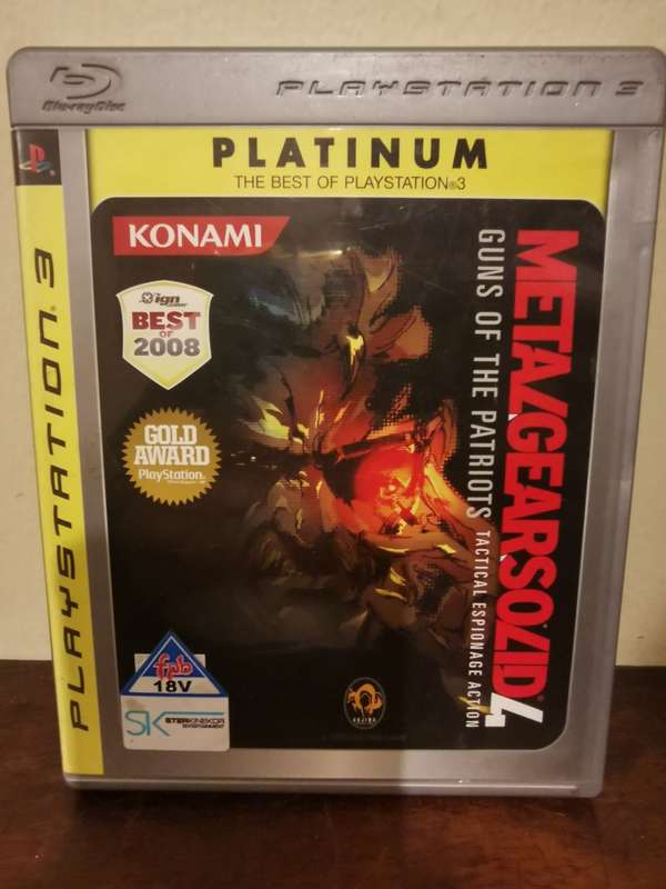 Metal Gear Solid 4 on PlayStation 3 with Booklet