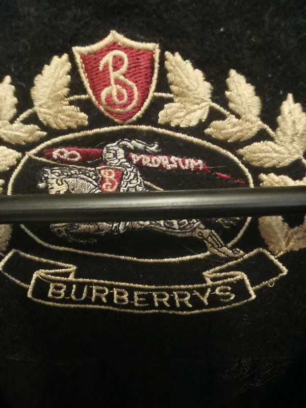 Exquisite Genuine Burberrys Coat - Stunning Item!
