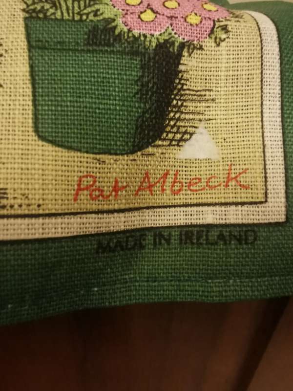 Very Rare Made in Ireland by Ulster Weavers - Pat Albeck Cloth Art