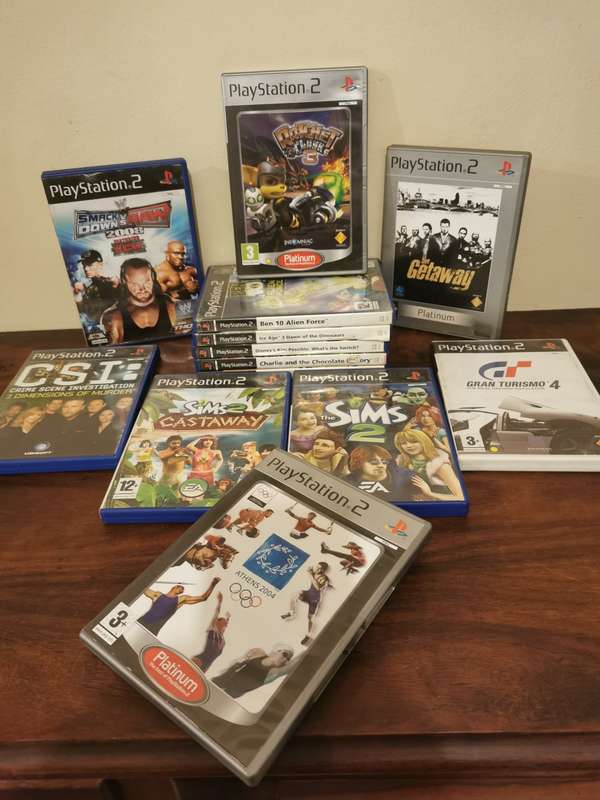 Huge Collection of x13 PlayStation 2 Games - see pics