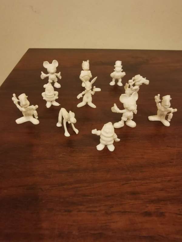 Louis Marx Disney Figurines x11
