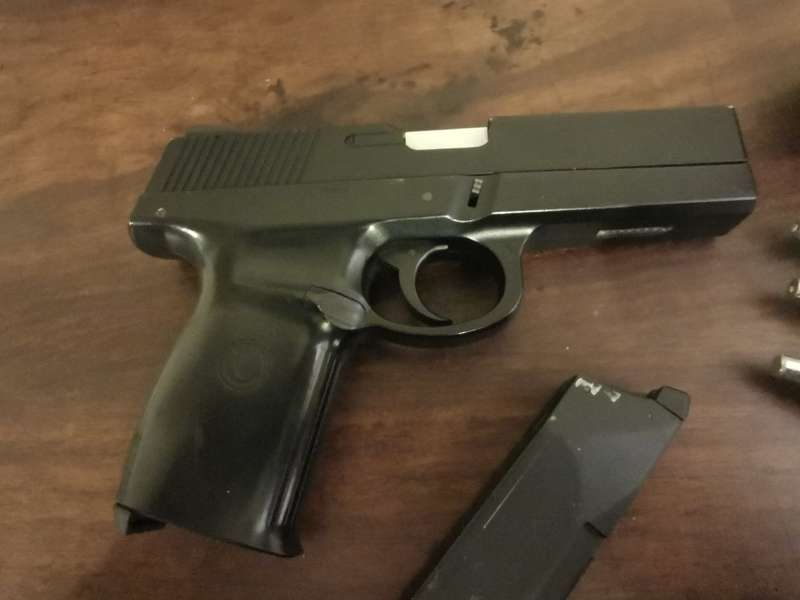 KWC Gas Pistol with Extras