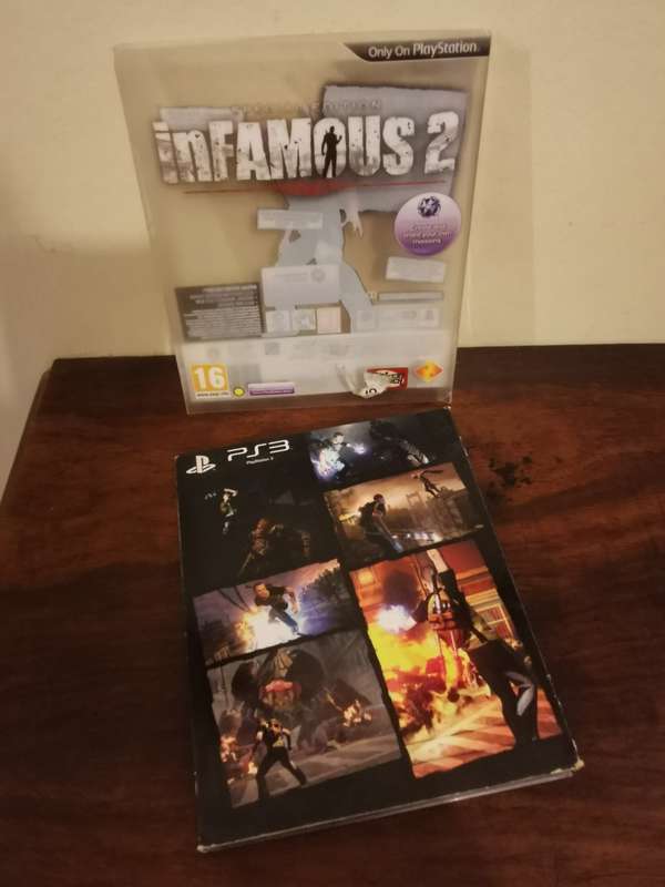 Special Edition of Infamous 2 on PlayStation 3 Complete with Booklet