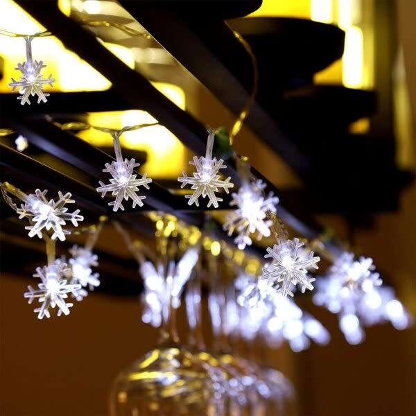 Good-Looking Snowflake Fairy Light String With Tail Plug Extension Cord White 5M