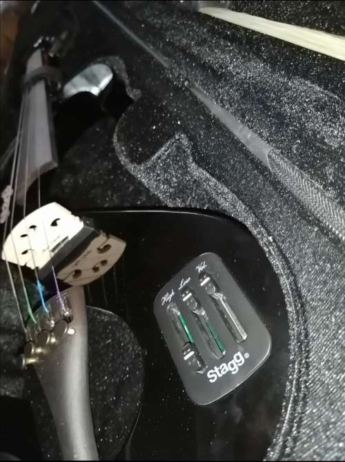 Stagg Electric Violin w/ Extras
