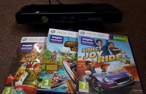Xbox 360 Kinect Sensor + 3 Games