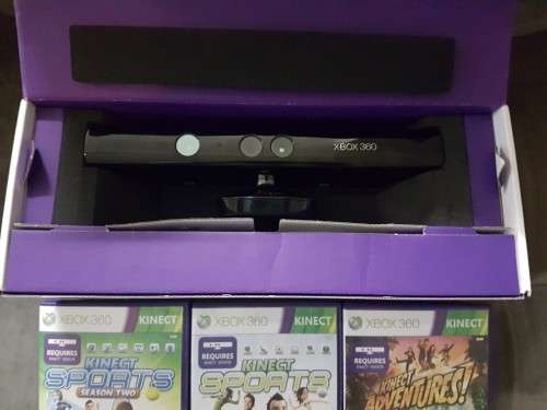 Xbox 360 Kinect Sensor + 3 Games