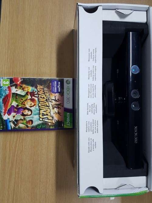 Xbox 360 Kinect Sensor + Game