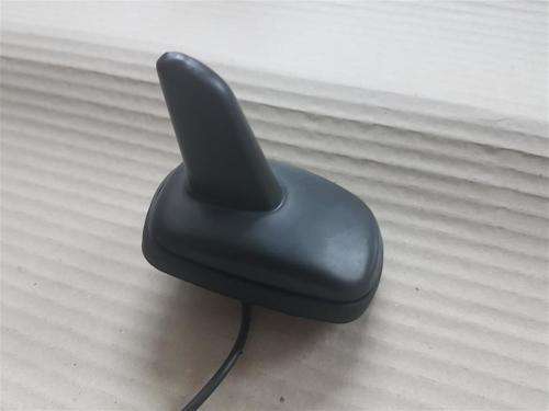 Shark Fin Antenna / Aerial For VW Polo 9N & Golf MK4
