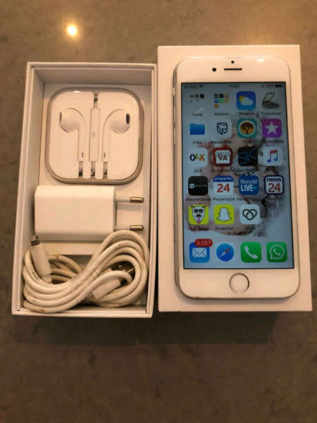 Iphone 6s 128gb *Free Aramex Shipping*