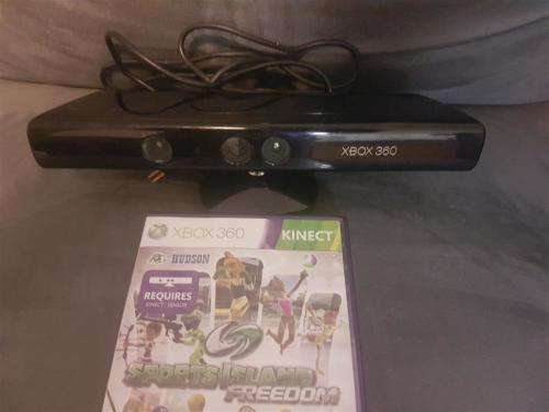 Xbox 360 Kinect Sensor + Game
