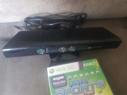 Xbox 360 Kinect Sensor + Game
