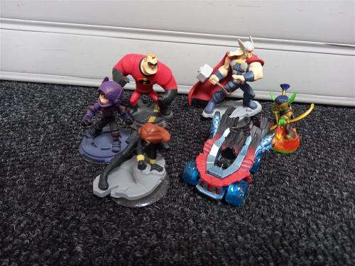 Disney Infinity figures Bundle + Others