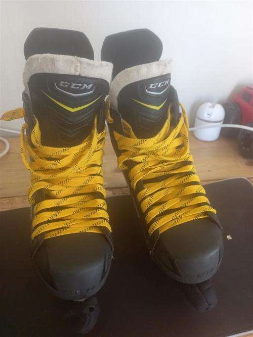 CCM tacks 2052 Ice skates Size EU42