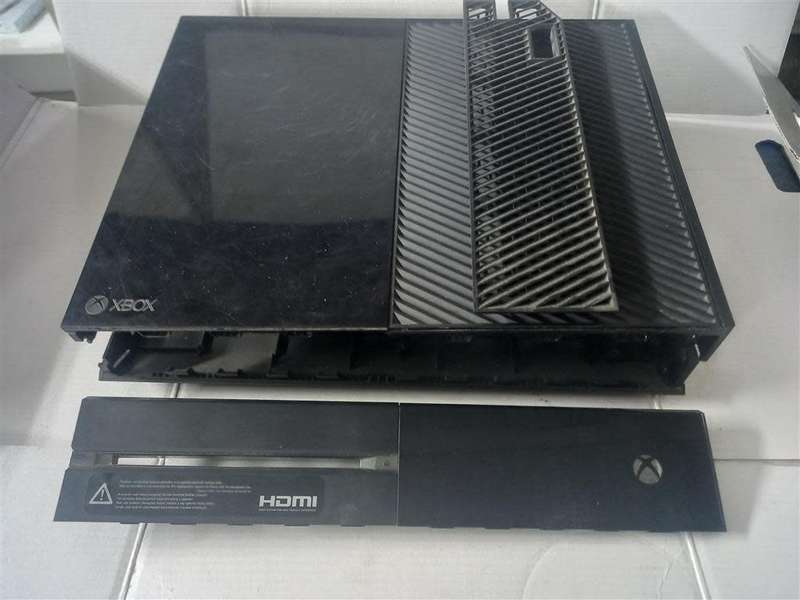 Xbox One Case + Face plate + Side cover