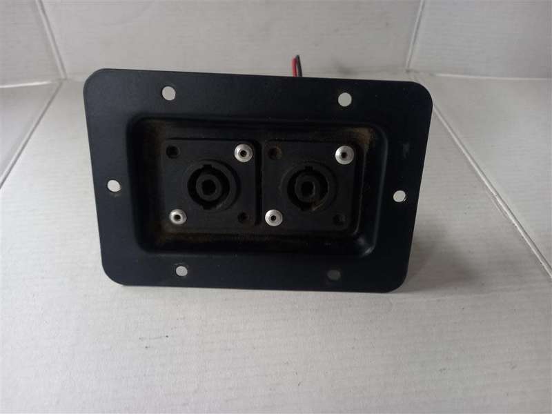 Speakon Metal Backplates with Speakon Sockets