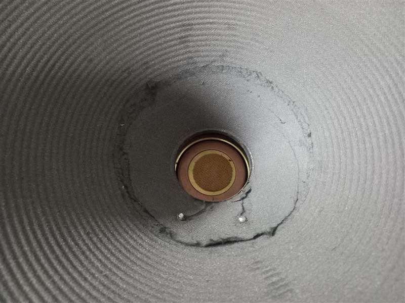 15` Loud speaker PF-1550HC 8 ohms (Needs voice coil)