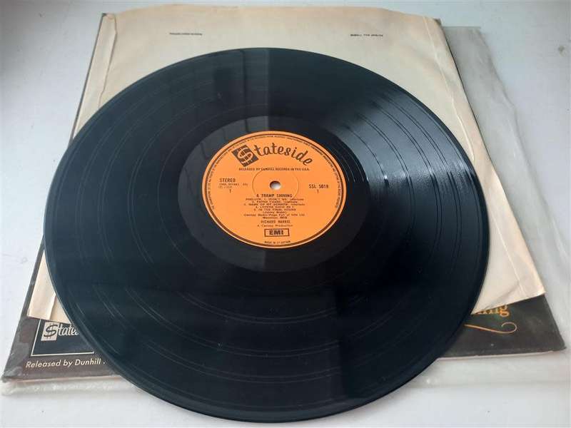 Richard Harris - A Tramp Shining  Vinyl LP