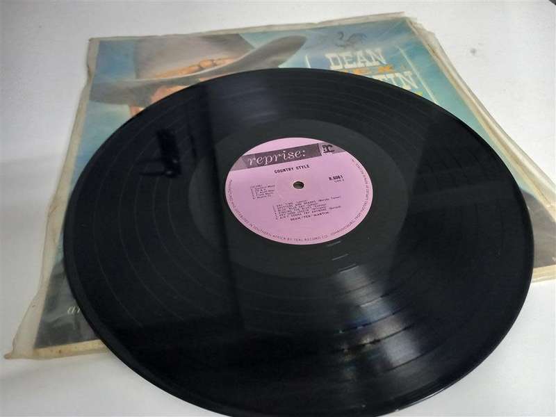 Dean (Tex) martin country style vinyl