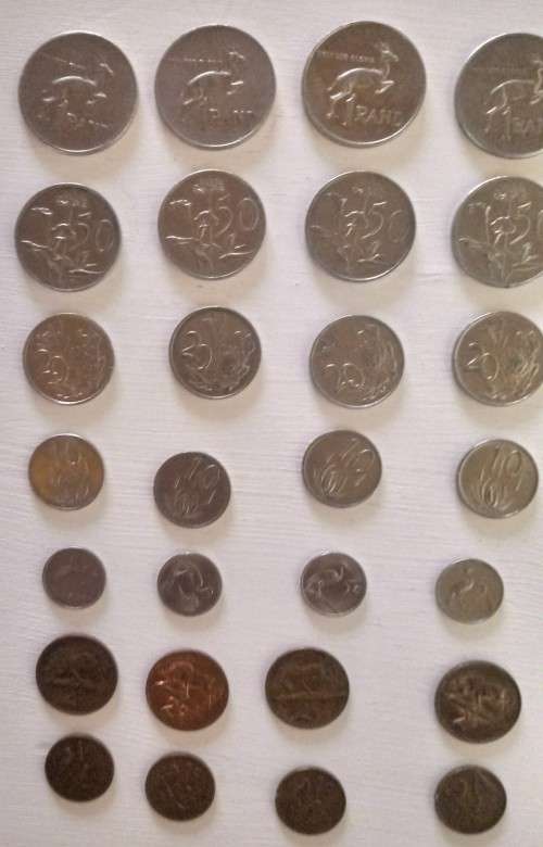R1 - 1c Coin Set From 1977 to 1988 ..Bid to take All