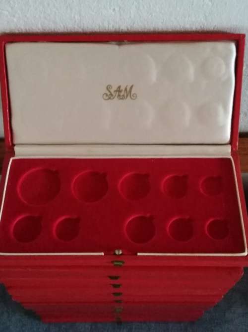 10 x Empty Red Proof Set Cases