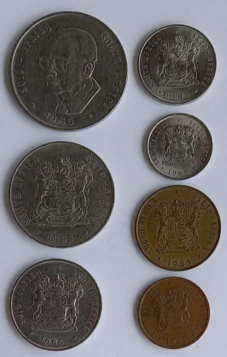 (Auction) 1985 Circulated Coin Set