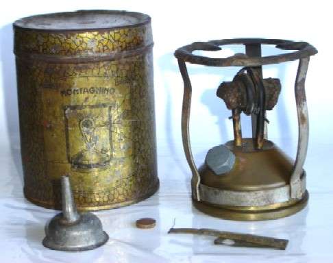 Miniature Paraffin Stove, in Tin.    Italian 1915 +