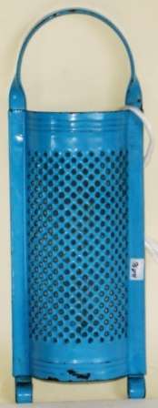 Vintage Scandinavian Bowed Enamelware Grater   Small.