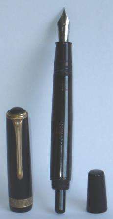 Vintage DUX Fountain Pen.