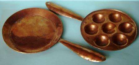 Two Solid Copper Pans.   Attractive item for a wall display.