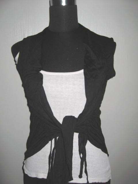 BLACK WAIST COAT - SMALL - BARGAIN BUY - BID FROM R1!