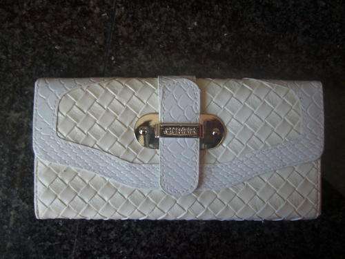 Stunning White Guess purse