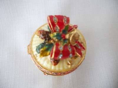 Secret Trinket Box with Ribbon on top - Treasurine