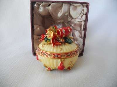Secret Trinket Box with Ribbon on top - Treasurine