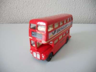 Oxford Collectibles "Dunlop" - No. 0386 of 2000 - 1:43