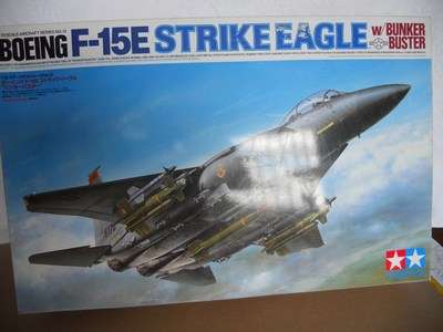 Boeing F-15E Strike Eagle - 1:32 Tamiya Plastic Model Kit