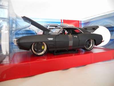 1969 Pontiac Firebird - 1:24 Maisto Pro Rodz - Matt black
