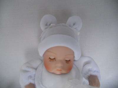 Baby - Musical sitting baby holding rabbit - White