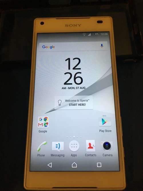 SONY XPERIA Z5 COMPACT E5823 - 32GB WHITE - 23MP CAMERA - EXCELLENT CONDITION