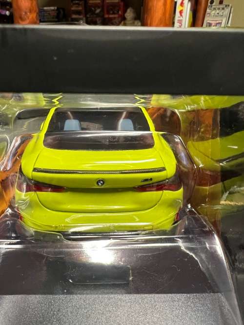 BMW M4 2020 - 1/18 scale MINICHAMPS BMW Dealer Edition - BRAND NEW !!!