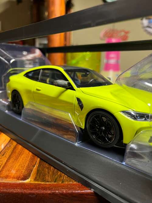 BMW M4 2020 - 1/18 scale MINICHAMPS BMW Dealer Edition - BRAND NEW !!!